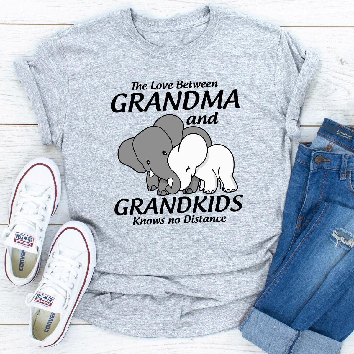 The Love Between Grandma And Grandkids Knows No Distance T-Shirt shopmerchmallow The Love Between Grandma And Grandkids Knows No Distance T-Shirt